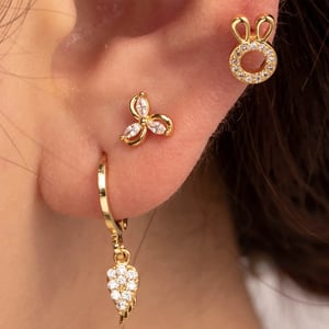 1 Piece Simple Series Classic Rabbit Copper  Gold Color Zircon Women's Stud Earrings h5 Picture2